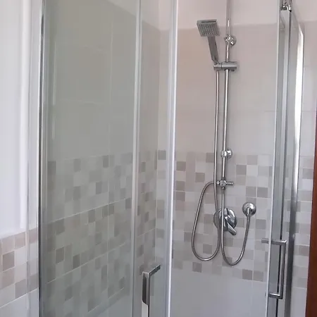 Dagli Ulivi Al Mare Apartment