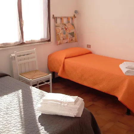 Dagli Ulivi Al Mare *