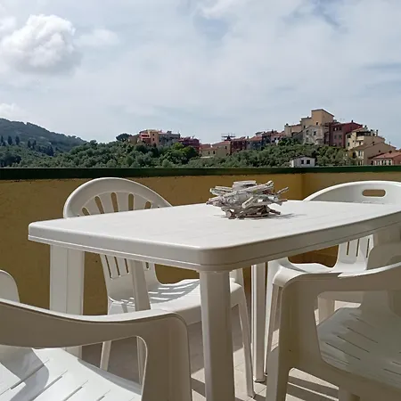 Dagli Ulivi Al Mare Lerici